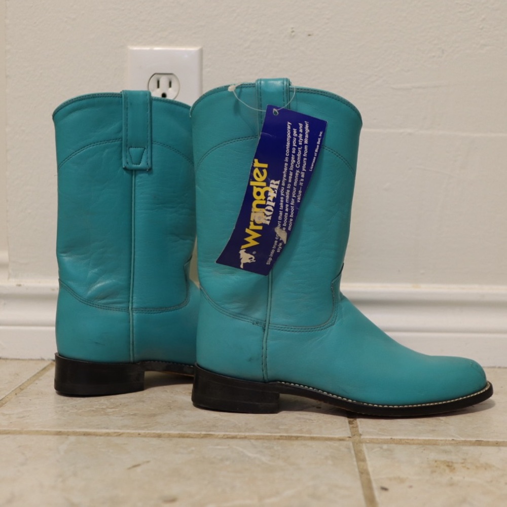 PERFECT TEAL BLUE cowboy/cowgirl BOOTS